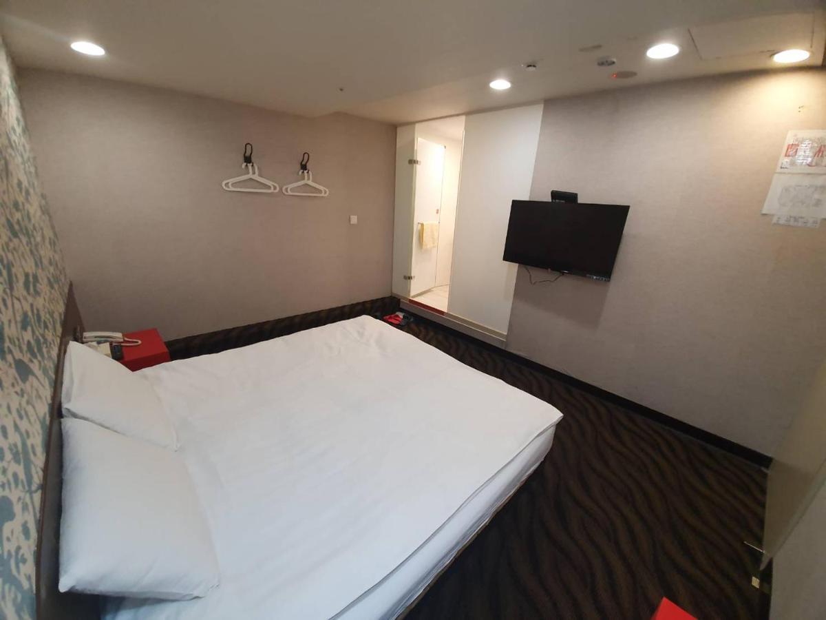 Funny Ximen Hotel Taipei Exterior photo