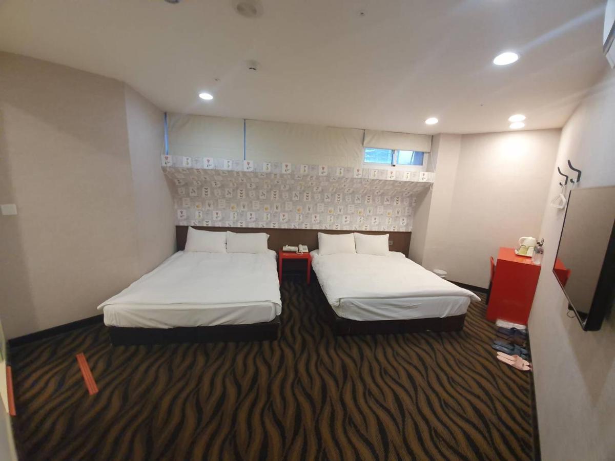 Funny Ximen Hotel Taipei Exterior photo